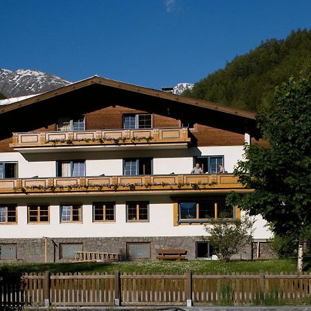 Ferienhaus Alpina Kals-am Großglockner Εξωτερικό φωτογραφία
