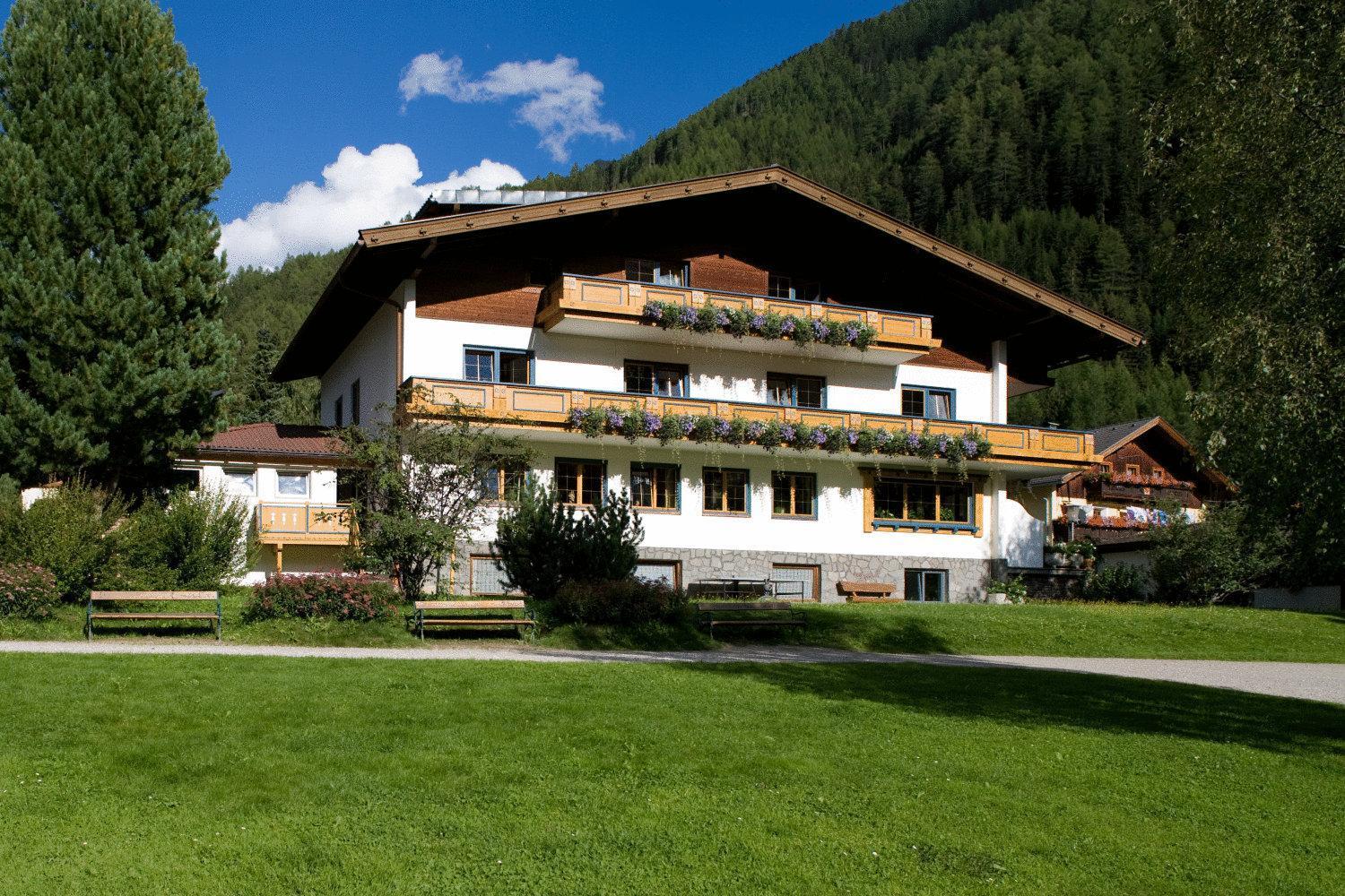 Ferienhaus Alpina Kals-am Großglockner Εξωτερικό φωτογραφία